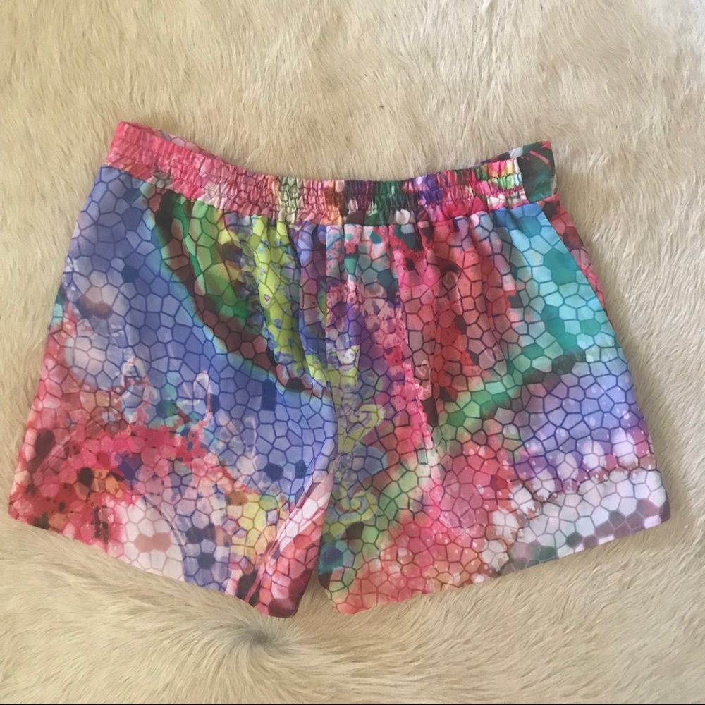 Askari Natalie Short SZ Medium EUC